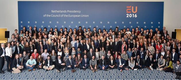 Bild der EU-Jugendkonferenz in Amsterdam