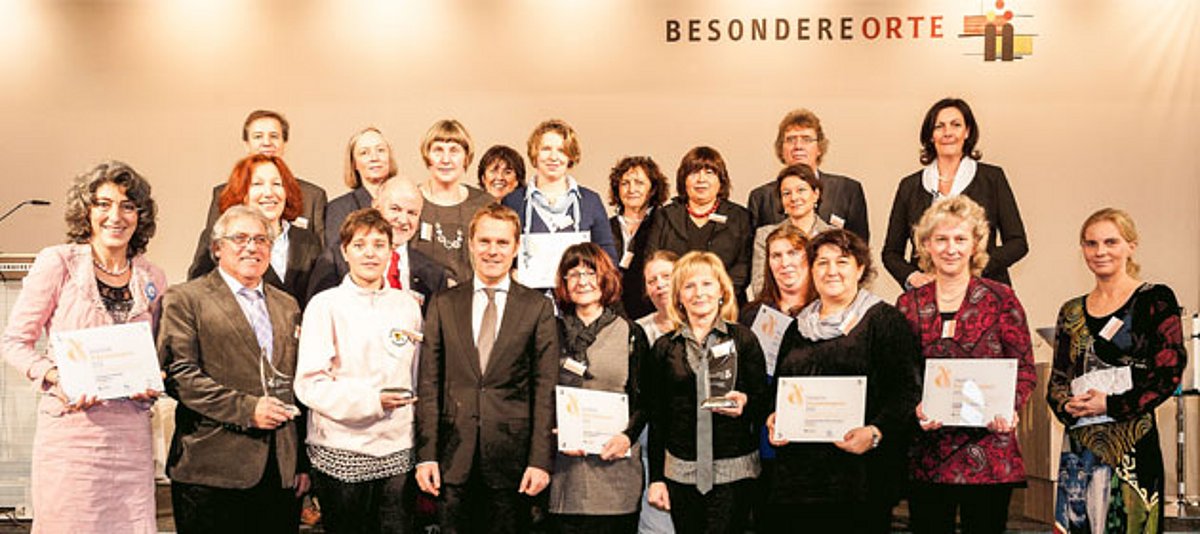 Deutscher Präventionspreis 2012: Gewinner mit Minister Bahr und BZgA