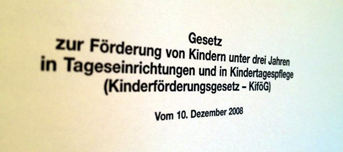 Gesetz zur Förderung von Kindern unter drei Jahren in Tageseinrichtungen und in Kindertagespflege (Kinderförderungsgesetz - KiföG) Vom 10. Dezember 2008